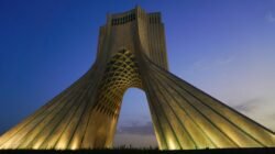 Gambar ilustrasi terbaru berita Iran tentang perkembangan politik, ekonomi, dan budaya negara tersebut